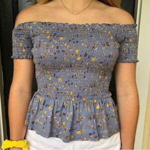 American Eagle Outfitters | Blue Floral Smocked Blouse size L